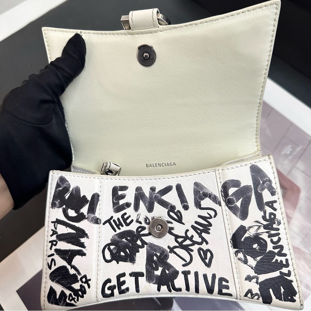Authentic Balgencia  calfskin Graffiti Hourglass handle bag mini - Picture 4 of 11